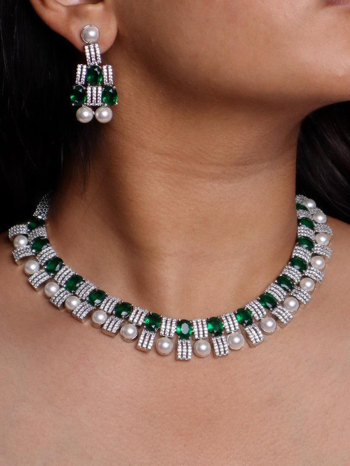 A closeup image of Emerald with Pearls Diamond Necklace set -4 by Live Some India 