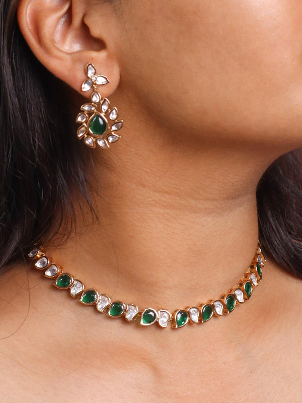 A closeup image of a girl wearing Iva Kundan Polki Necklace Set -2 by Live Some India 