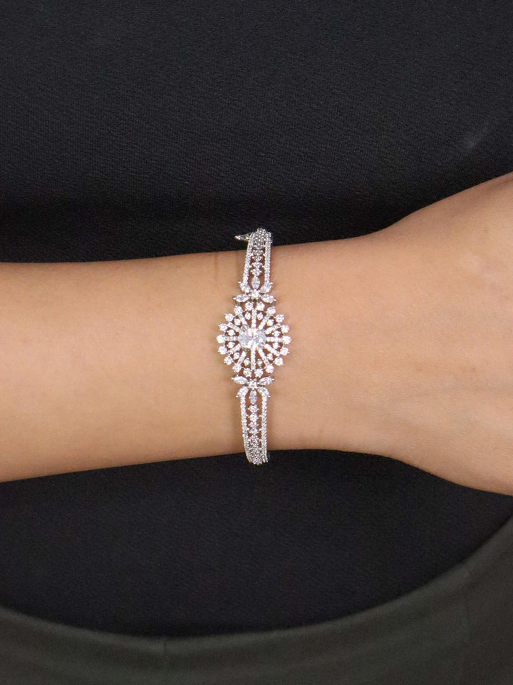 Girl wearing Yashvi Designer Diamond Bracelet - Silver by Live Some India